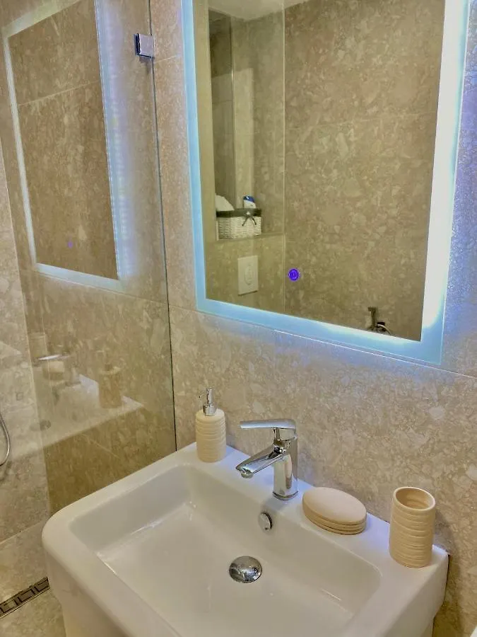 Jolie Center Apartment Tirana 0*,  Albania
